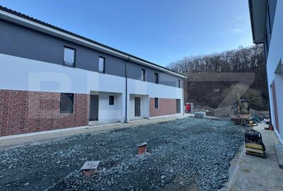Duplex cu 4 camere în Florești