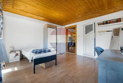 Casă spațioasă de vânzare | Teren 835 mp | Cristian | COMISION 0% - 15