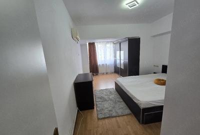 Apartament cu 4 camere decomandat, mobilat în Unirii