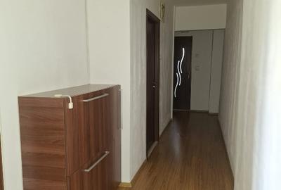 Inchiriez apartament 3 camere Pitesti-Fr Golesti - 4