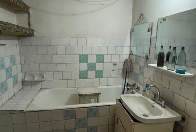 Apartament 3 camere semidecomandat Berceni - 11
