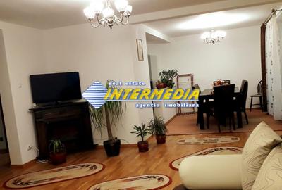 Casă individuală cu 5 camere în Ampoi 3