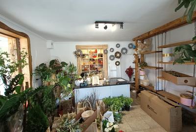 Spațiu comercial, 35 mp în Florești