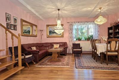 Casă individuală cu 8 camere în Codlea