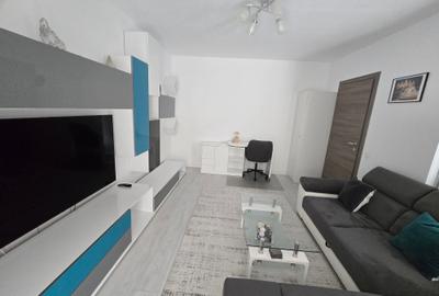 Apartament cu 2 camere decomandat în Politehnica