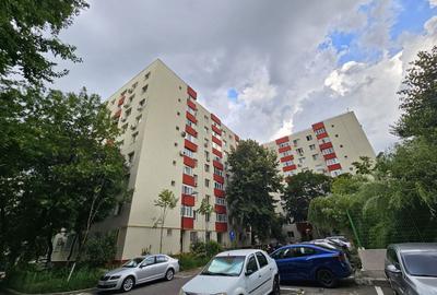 Aparatorii Patriei| Centrala termica proprie| 6 min metrou| Doua bai - 23