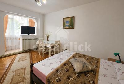 Garsonieră decomandată în Micro 14