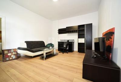 Apartament cu 2 camere decomandat, mobilat în Central