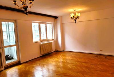 Apartament cu 3 camere în Dorobanți