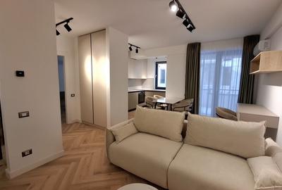 Apartament cu 2 camere decomandat, mobilat în Pipera