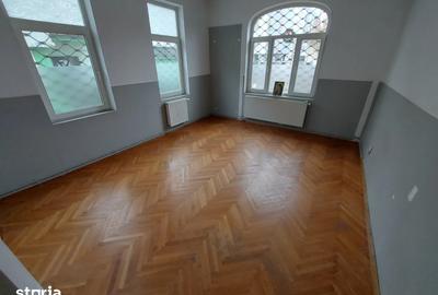 Vilă individuală 332 mp | P-ța Muncii | Clinică medicală, birouri etc. - 7