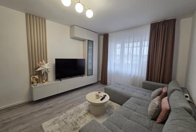 Apartament de vanzare, 3 camere, decomandat, 72 mp, Alexandru cel Bun - 2