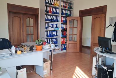Apartament de 5 camere în Vilă , ideal ivestiție, parcări - 5