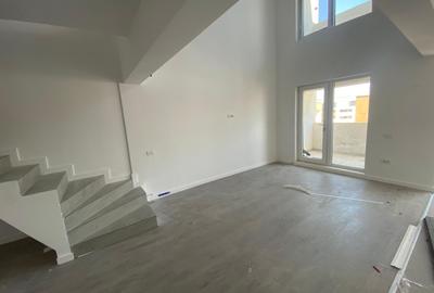 Penthouse cu 3 camere decomandat în Berceni