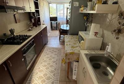 Două case de vânzare în POPRICANI Teren 2.369 mp PRET 165000euro - 4