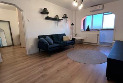 Apartament cu 2 camere semidecomandat în Tineretului