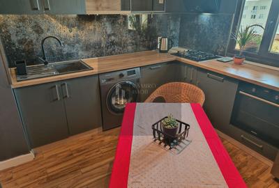 Apartament cu 2 camere decomandat în Apărătorii Patriei