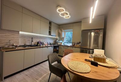 Apartament cu 3 camere decomandate, Etaj Intermediar, Piata Zorilor! - 1