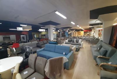 Spațiu comercial, de 650 mp, în Gheorghe Doja