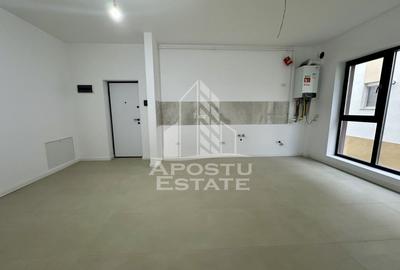 Apartament cu 2 camere nedecomandat în Giroc