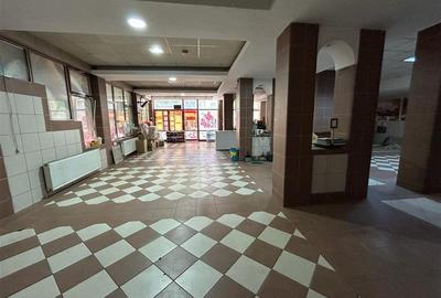 Spatiu comercial stradal - 230 mp - vanzare/inchiriere - 1