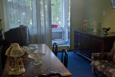 Th.Pallady  -  apartament 3 camere, decomandat - 2