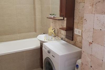 Apartament decomandat de inchiriat cu 3 camere  in Calea Victoriei - 8
