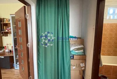 Apartament 2 camere de vânzare etajul 9/10 - 12