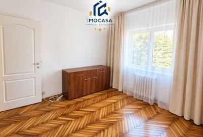 De inchiriat Apartament 4 camere, etaj 2, loc de parcare, Vlaicu, Arad - 3