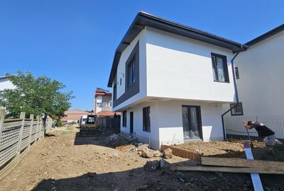 Casa de vanzare 4 camere P+1E Ilfov Chiajna Militari Comision 0% - 4