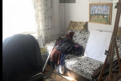 Vand apartament 4 camere, decomandat - 1