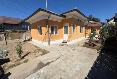 Casă renovată complet  105 mp utili  Teren 400 mp  Berceni - 1