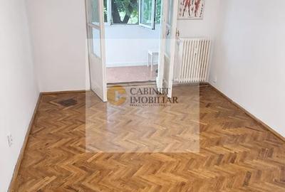 2 camere I Piata Victoriei I Bloc Anvelopat I Etaj 3/4 I 1960 - 1