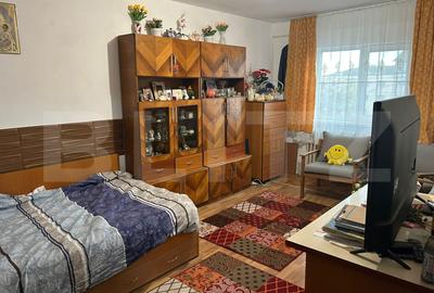Apartament cu 2 camere decomandat, mobilat în Canta