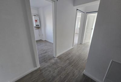 Apartament cu 2 camere decomandat în Galata