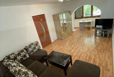 Apartament 2 camere de închiriat | Decomandat | Centrală proprie | Tineretului - 1