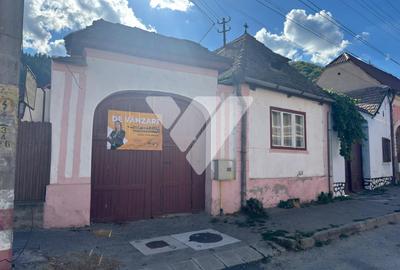 Casă individuală cu 4 camere în Săliște