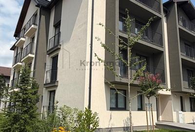 Apartament cu 2 camere decomandat în Tractorul