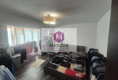 Vand apartament 2 camere Centru - 10