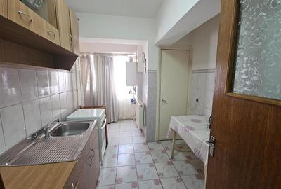 Garsoniera confort 1 sporit,moderna,utilata si mobilata,zona 9 Mai - 6