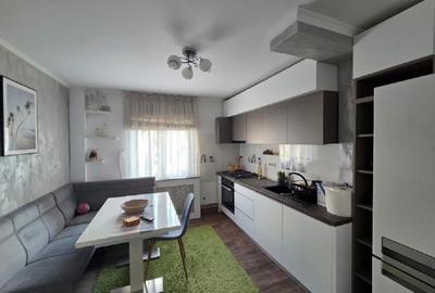 Apartament cu 3 camere decomandat, mobilat în Ostroveni