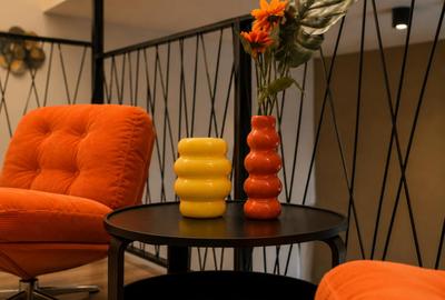 Apartament pe două niveluri cu supantă, mobilier la comandă și loc de parcare - 19