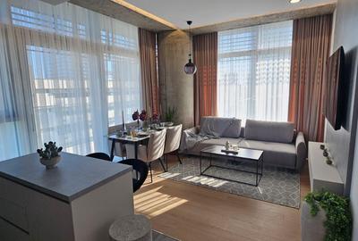 Apartament cu 3 camere decomandat în Floreasca