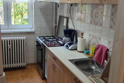 Ap 3 cam, et 1/10, bloc anvelopat,vizavi de Veranda Mall, Obor, metrou 5 min - 5