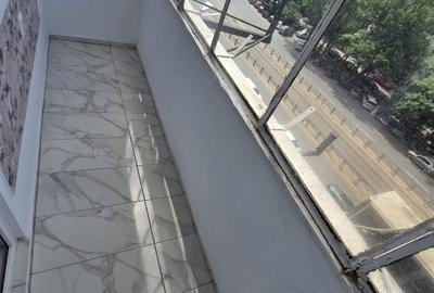 Particular, vand apartament 3 camere proaspat renovat Stefan cel Mare - 12