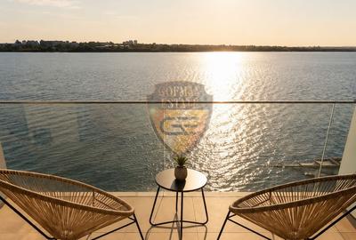 2 c Mamaia Premium 71mp + 14mp terasa vedere frontală la Lacul Siutghiol parcare - 1