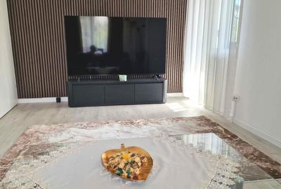 Apartament cu 3 camere semidecomandat, mobilat în Bucureștii Noi