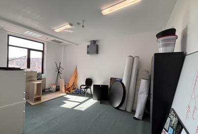 Birou / Studio 70 mp | 3 Camere - 450 m de Metrou Piata Iancului - 6