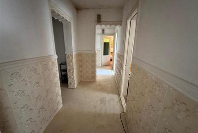 Apartament 3 camere, 70mp, etaj 4/4 cu acoperis, zona Casa de Cultura - 11