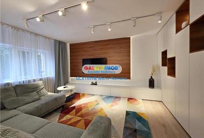 Apartament cu 3 camere decomandat, mobilat în Nerva Traian